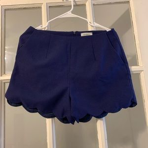Dark blue scallop shorts - boutique